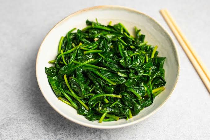 Rau dền xào tỏi thành phẩm